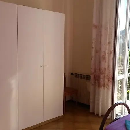 La Maison Des Ugo La Spezia